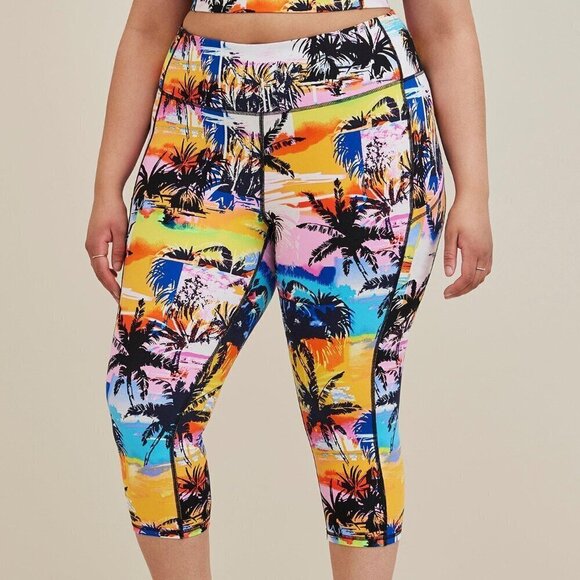 Torrid Performance Core Capri Active Legging With Side Pockets 2x - Picture 2 of 13